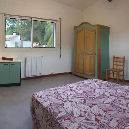 Villa Avec Piscine Dans La Garrigue Entre Narbonne Et Mediterranee