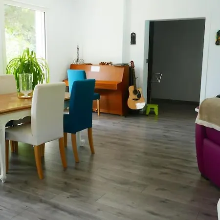 Villa Avec Piscine Dans La Garrigue Entre Narbonne Et Mediterranee *